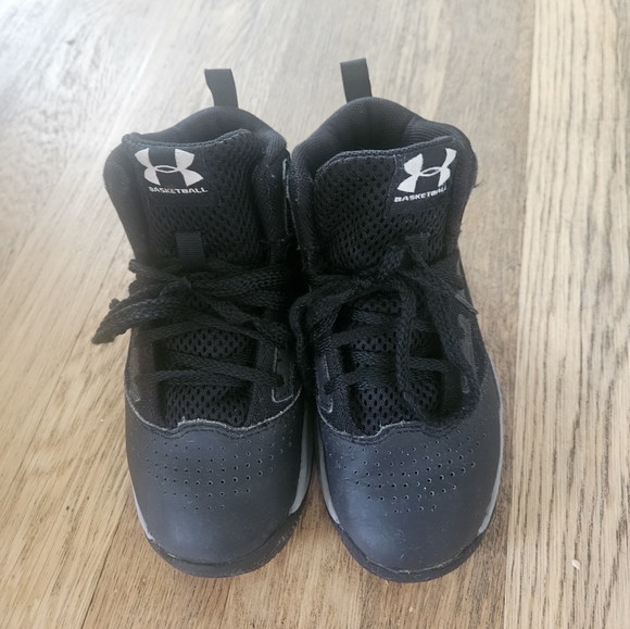 Under Armour Basketball Shoes Size 12k - Picture 2 of 6